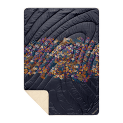 Fleece Puffy Blanket - Midnight Bloom