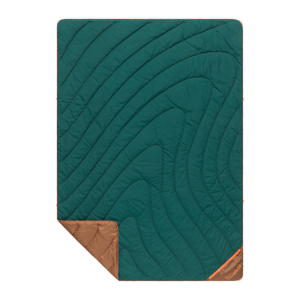 Backyard: Flame Puffy Blanket - Hot Moss | Rumpl Blankets for Everywhere