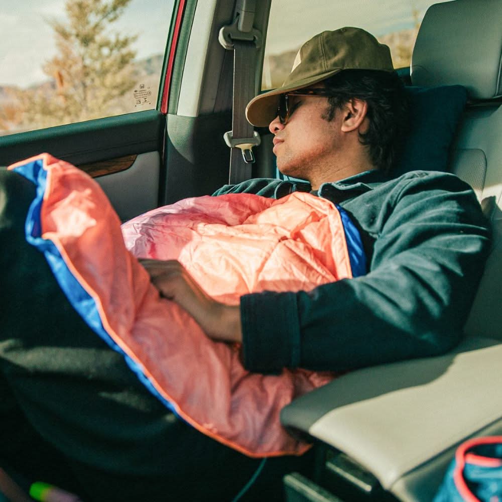 NanoLoft® Travel Blanket Alpenglow Rumpl Blankets for Everywhere