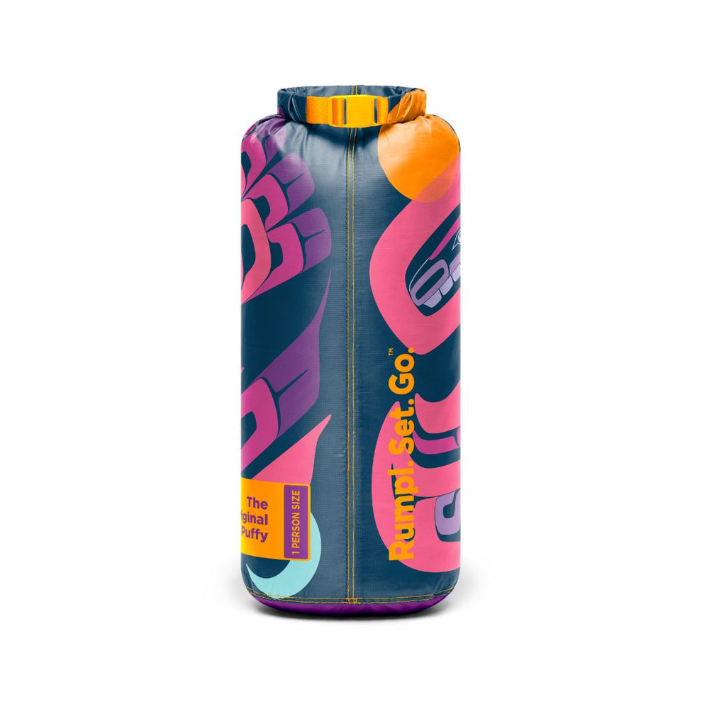 Rumpl Original Puffy Blanket - Crystal Worl - Eagle & Sun Original Puffy Blanket - Eagle & Sun - Ch’Áak’ ḴA G̱Agaan | Rumpl x Crystal Worl Printed Original