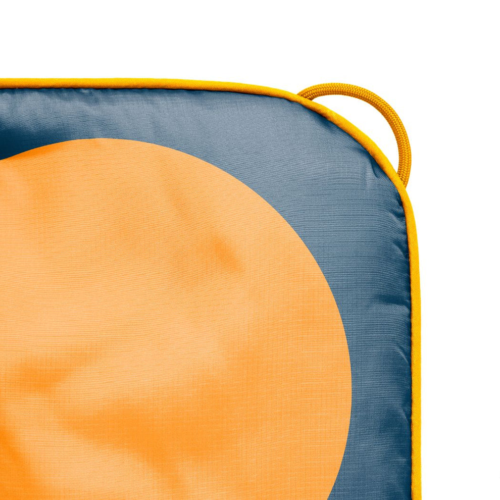 Rumpl Original Puffy Blanket - Crystal Worl - Eagle & Sun Original Puffy Blanket - Eagle & Sun - Ch’Áak’ ḴA G̱Agaan | Rumpl x Crystal Worl Printed Original