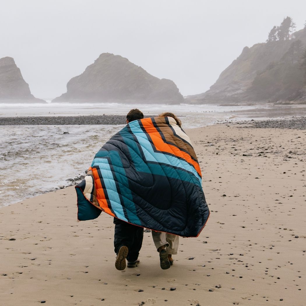 Original Puffy Blanket - Midnight Retro Stripes | Rumpl Blankets