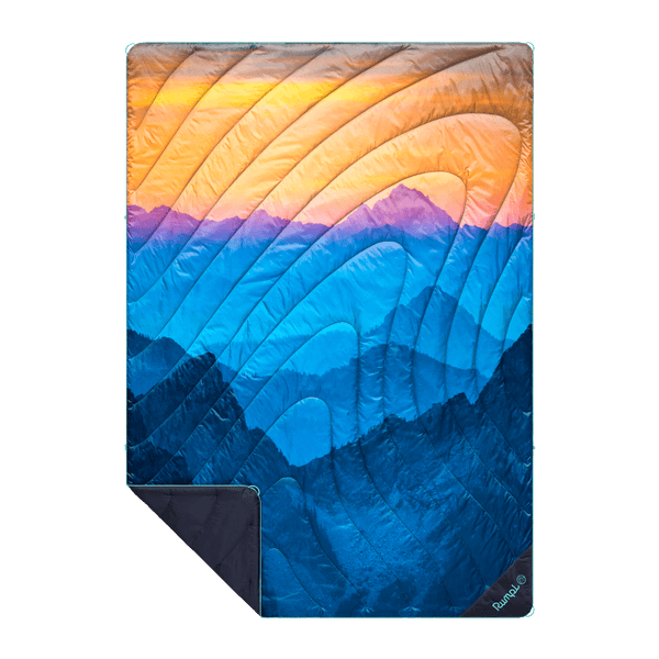 Rumpl mountainsmith コラボ　ブランケット Original Puffy Blanket: Misty Peaks Mountainscape | Rumpl. Set. Go.