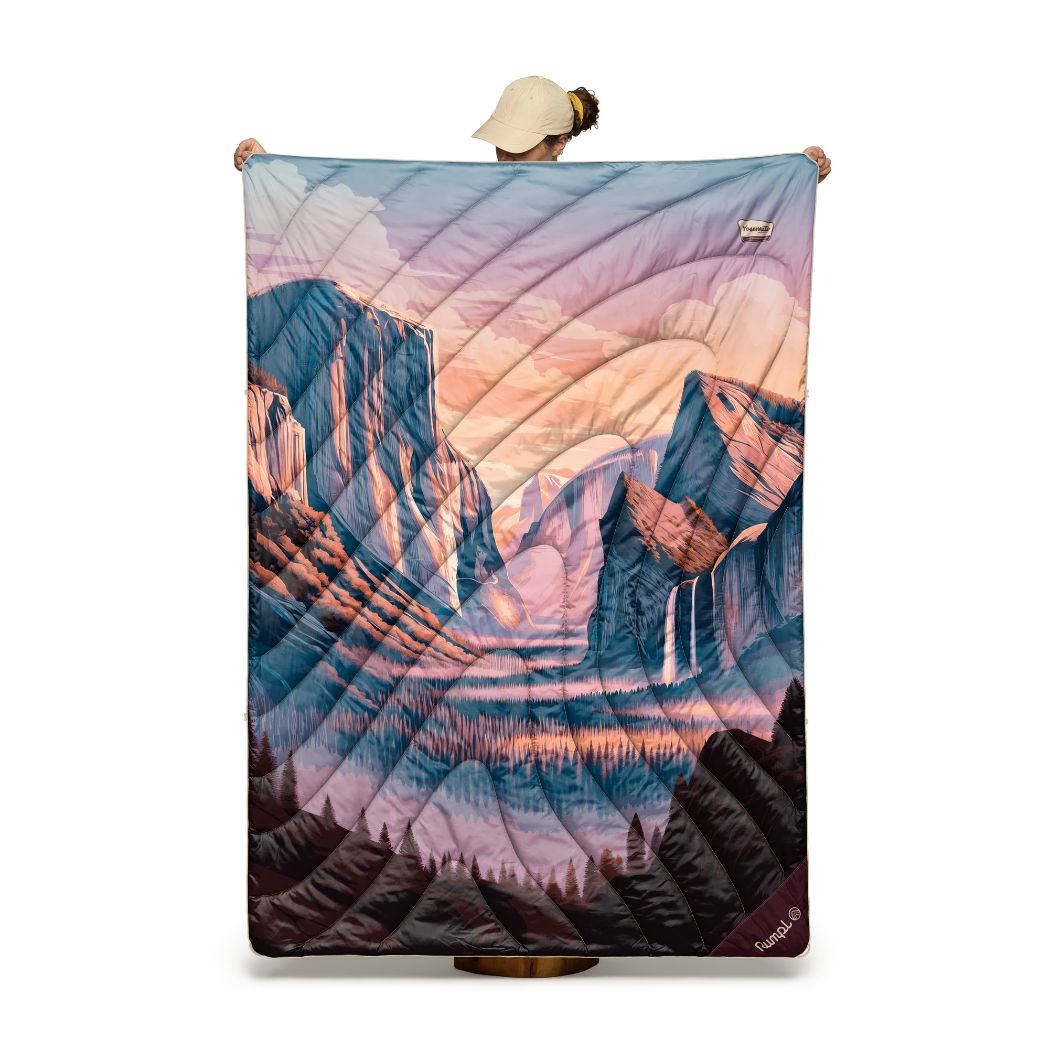 ★新品未使用★ ランプル The Original Puffy Blanket Original Puffy Blanket: Yosemite Dawn | Rumpl. Set. Go.