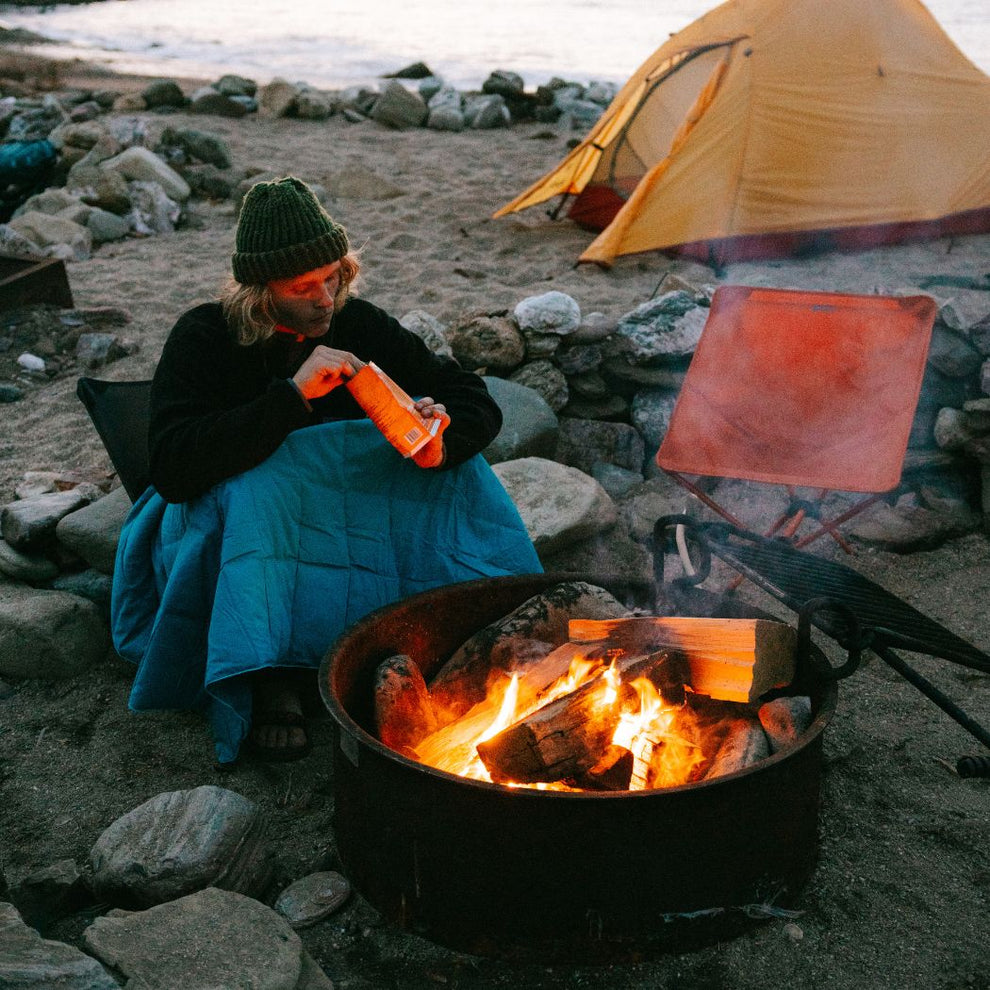 Rumpl Campfire Puffy Blanket - Sage Navy Campfire Puffy Blanket - Sage Navy | Rumpl Blankets For Everywhere Solid Campfire Puffy