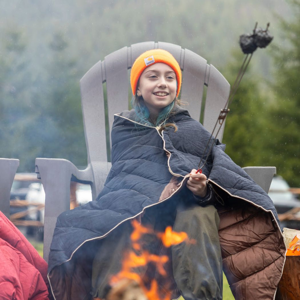 Rumpl Campfire Puffy Throw Blanket - Black Mocha Campfire Puffy Throw Blanket - Black Mocha | Rumpl Blankets For Everywhere Solid Campfire Puffy