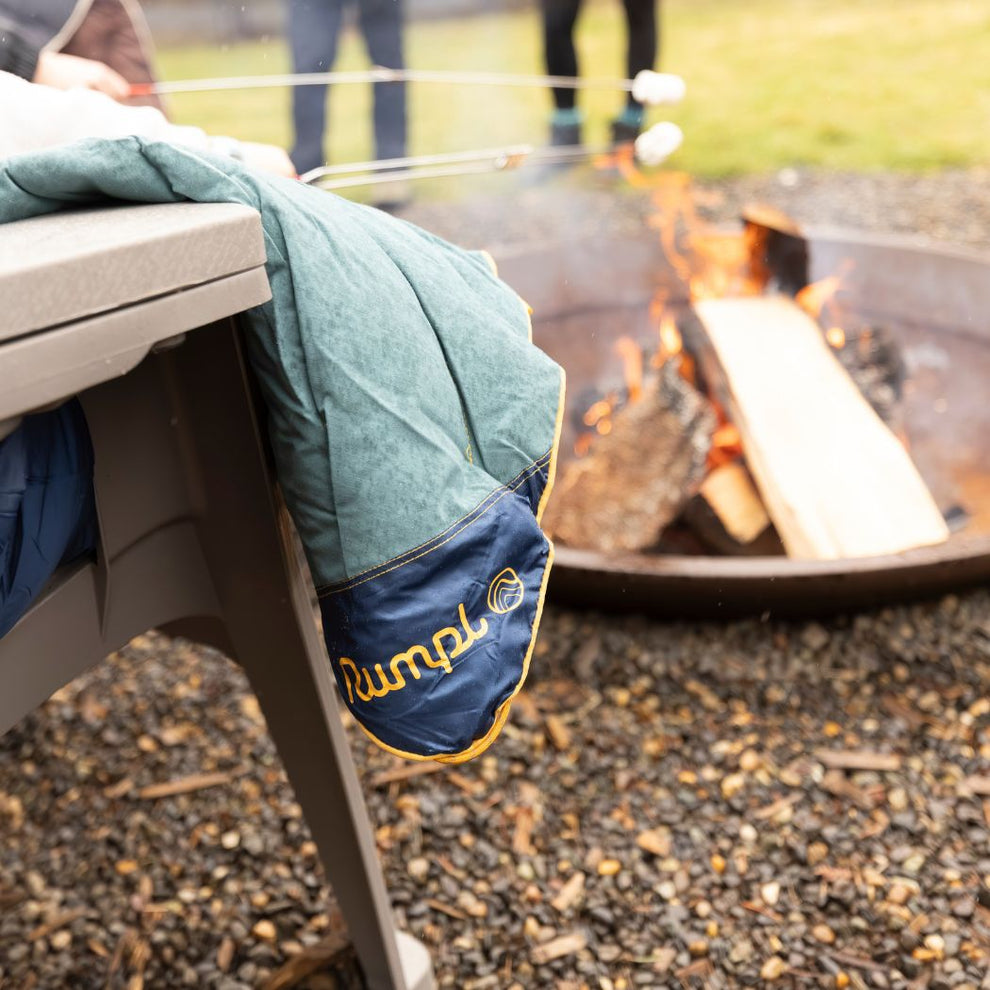 Rumpl Campfire Puffy Throw Blanket - Sage Navy Campfire Puffy Throw Blanket - Sage Navy | Rumpl Blankets For Everywhere Solid Campfire Puffy