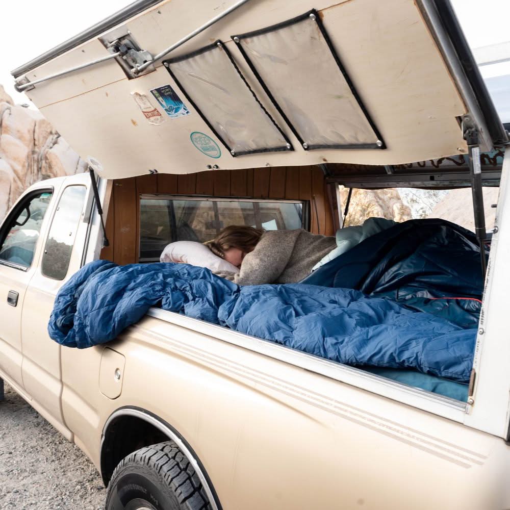 Rumpl Original Puffy Blanket - Deepwater Solid Original