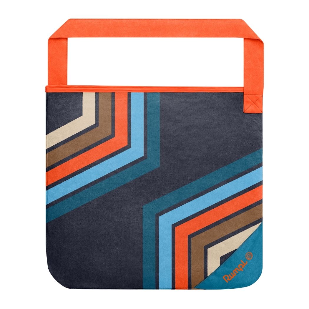Tech Towel Tote: Midnight Retro Stripes | Rumpl. Set. Go display picture 1