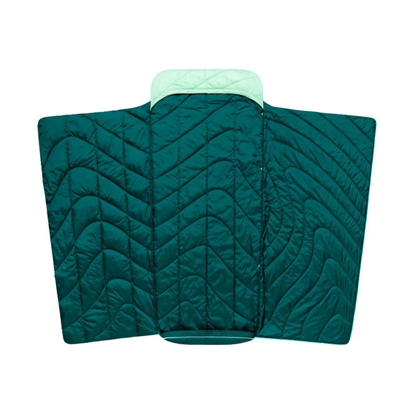 RUMPLE TIL SKiNZ What is a Rumpl〜 Original Puffy Blanket: Deepwater | Rumpl. Set. Go.