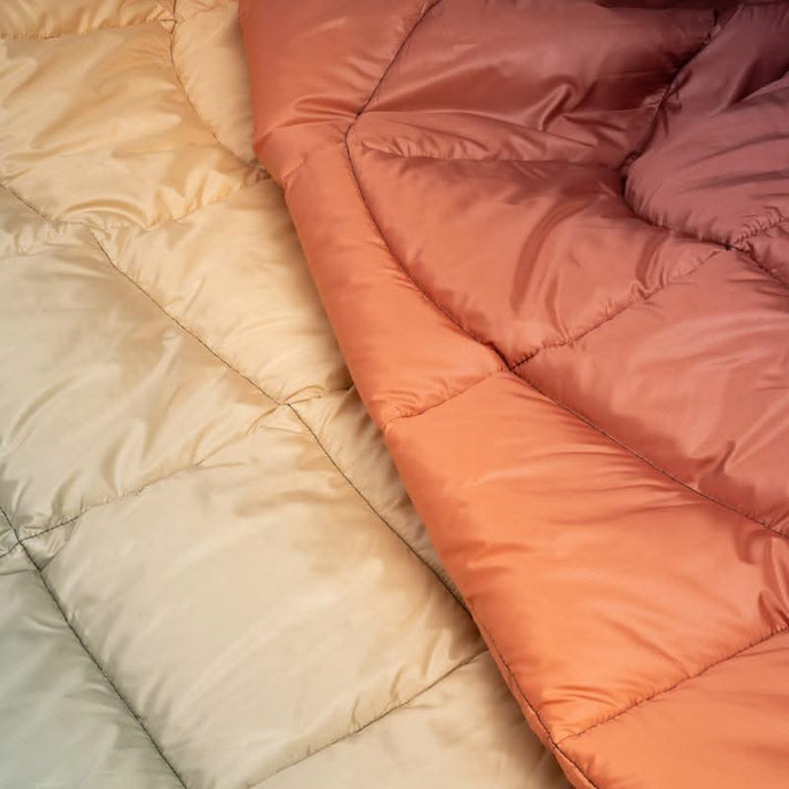 NanoLoft® Puffy Blanket Playa Fade Rumpl