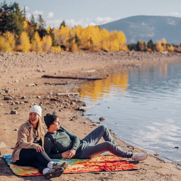 Rumpl Original Puffy Blanket - Geo Printed Original