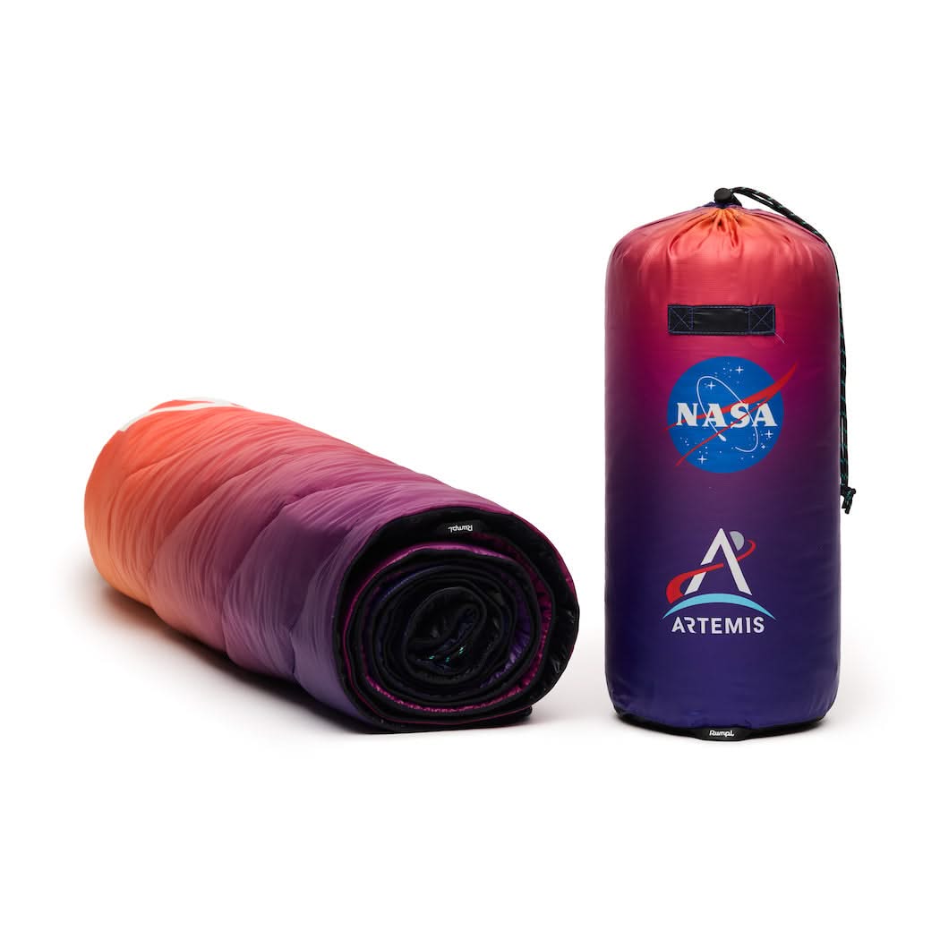 Original Puffy Blanket NASA Blanket Artemis Horizon Rumpl