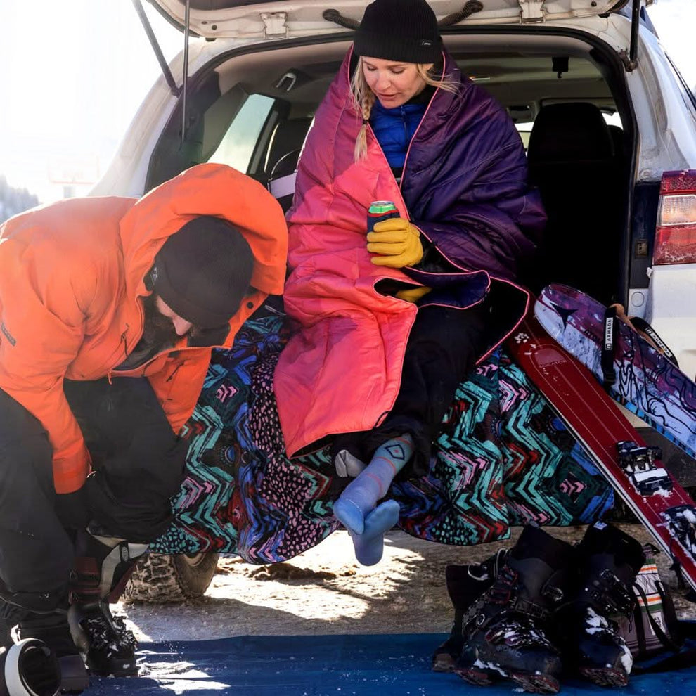 Rumpl Original Puffy Blanket - Rocky Mountain Fade Printed Original