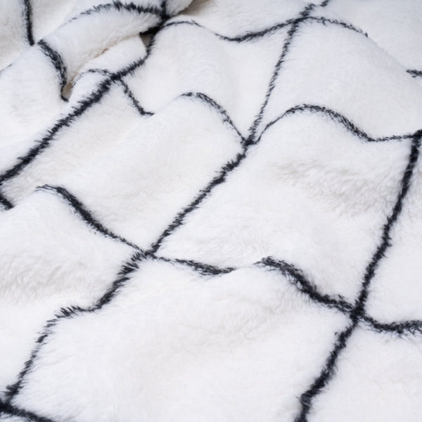 Rumpl Sherpa Fleece Blanket - Window Pane White Sherpa Fleece