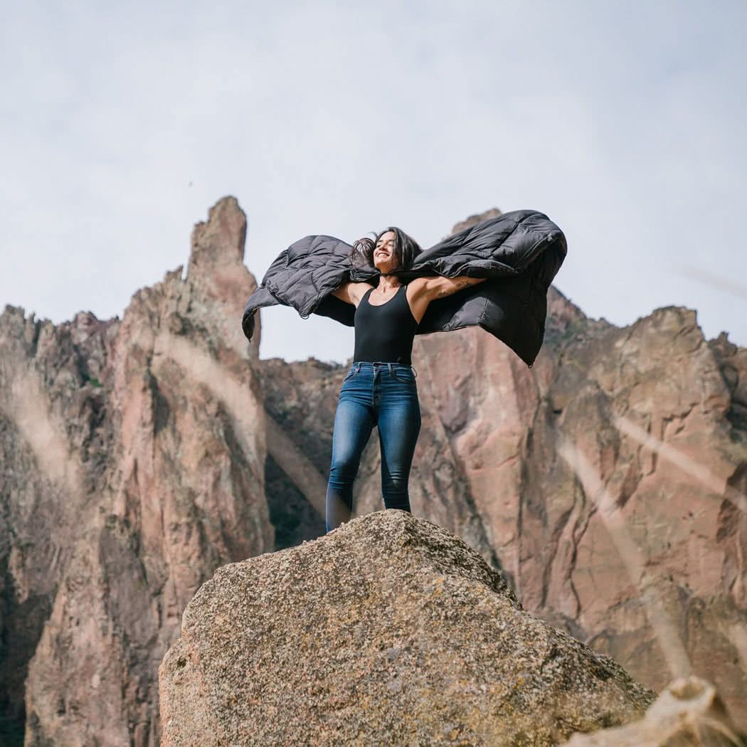 Down Puffy Blanket Black Rumpl